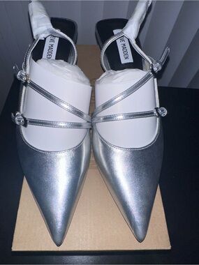Steve Madden Silver kitten heels